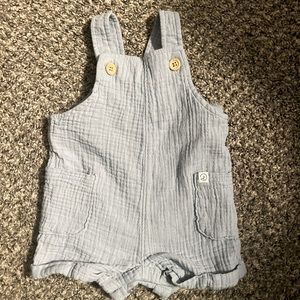 Little Planet by Carters gauze romper 9m